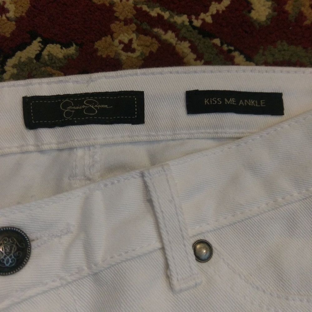Jessica Simpson kiss me ankle jeans
